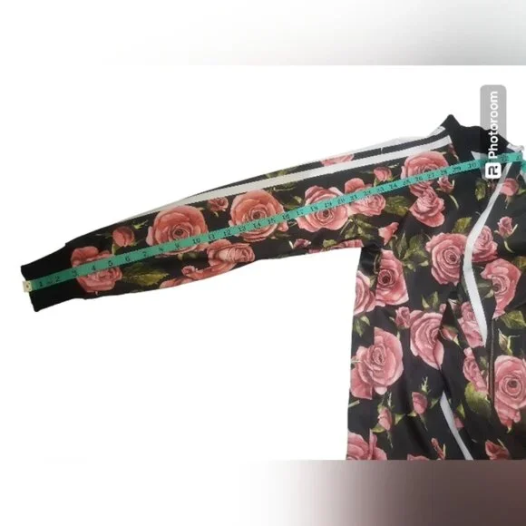 DanceInked - Women's Light Jacket - Roses - Size: M/L - Picture 4 of 7